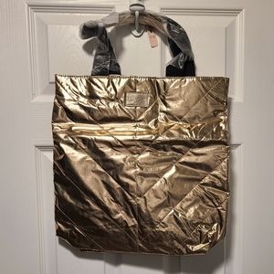 BNWT VICTORIAS SECRET ROSE GOLD TOTE